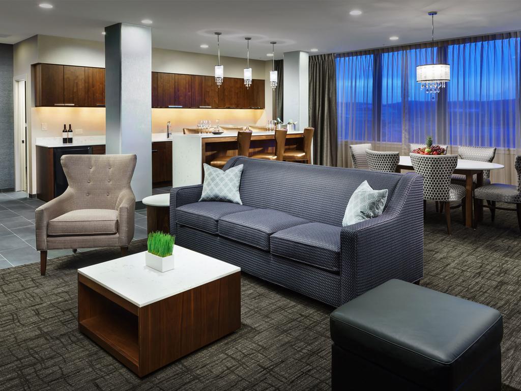 Resort Radisson Valley Forge 4*